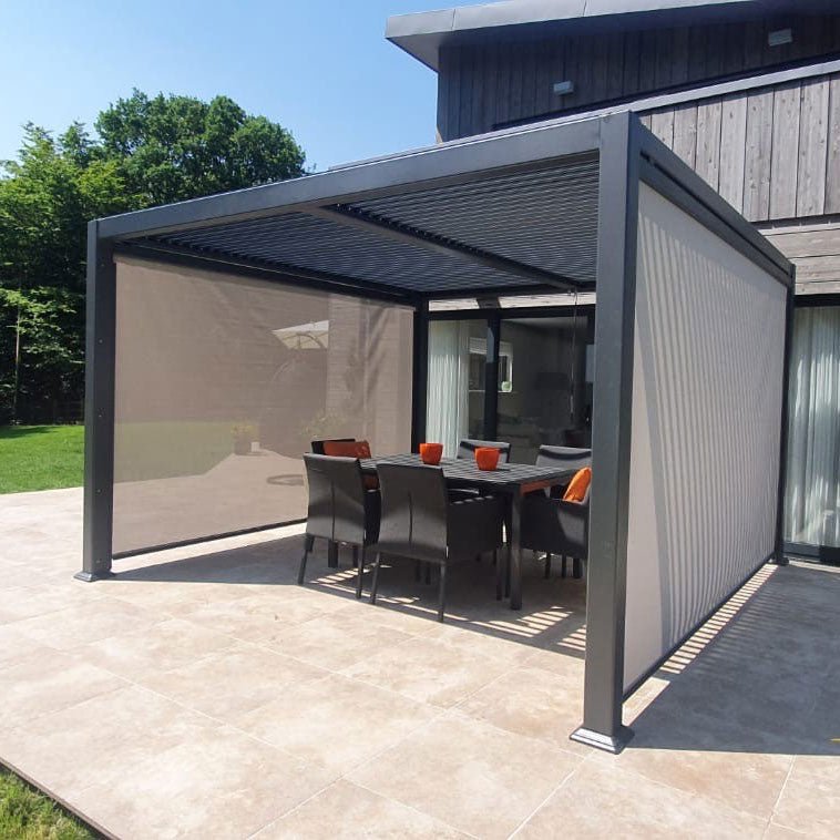 Kamanes manual louvered pergola - KamadoSpace