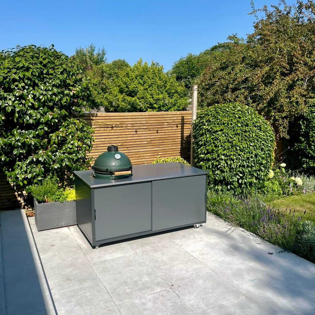 BIG4SPACE – The Ultimate Big Green Egg Table Designed for Luxury - KamadoSpace